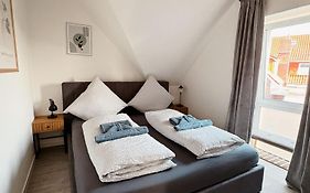 Ferienwohnung KÖÖK Küstentraum - Modern, Balkon, Strandnah, Maisonette